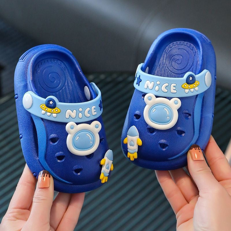 Children's slippers summer new cute bear baby girls' shoes boys' soft bottom non-slip home bathroom slippers