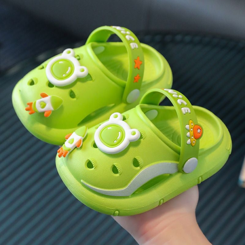 Children's slippers summer new cute bear baby girls' shoes boys' soft bottom non-slip home bathroom slippers